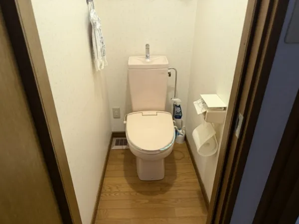 Toilet